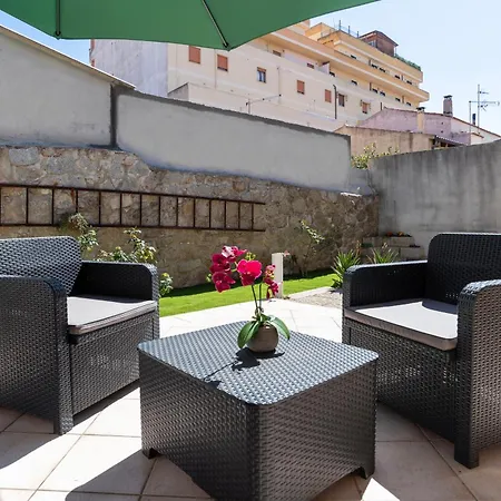 Olbia Central Apartment Appartement *